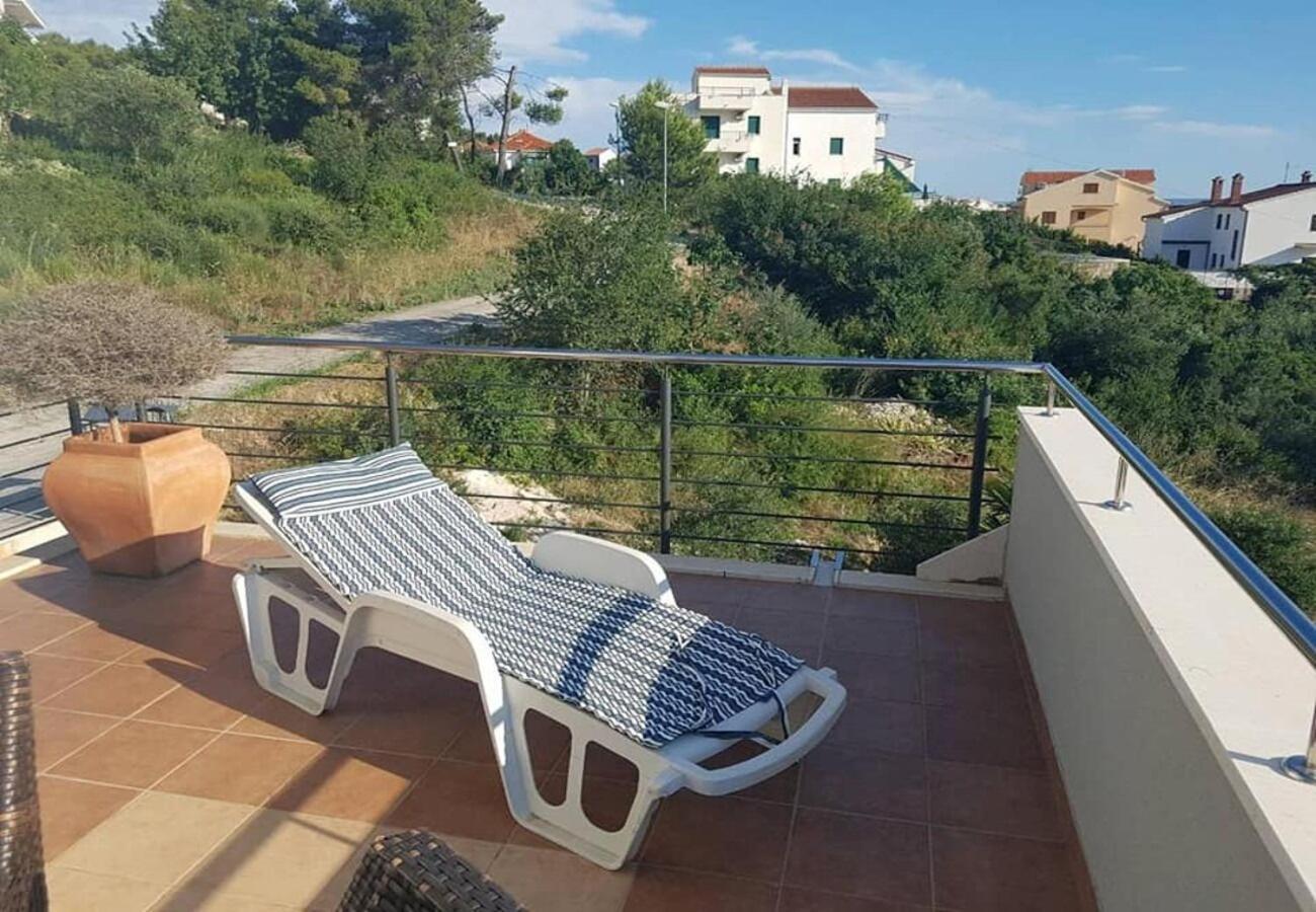 Apartments Javi - Free Private Parking Trogir Exterior foto