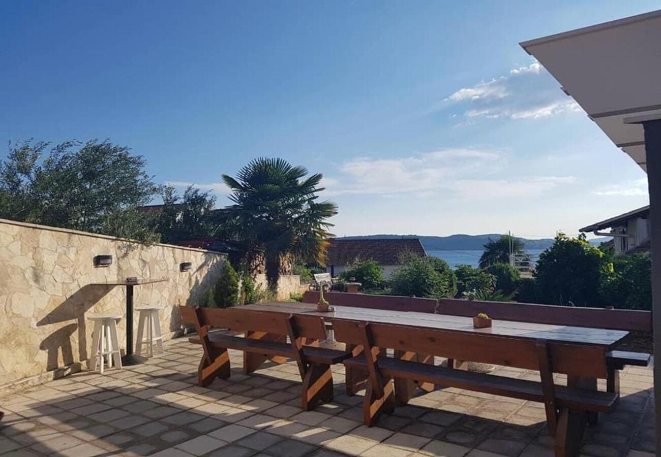 Apartments Javi - Free Private Parking Trogir Exterior foto