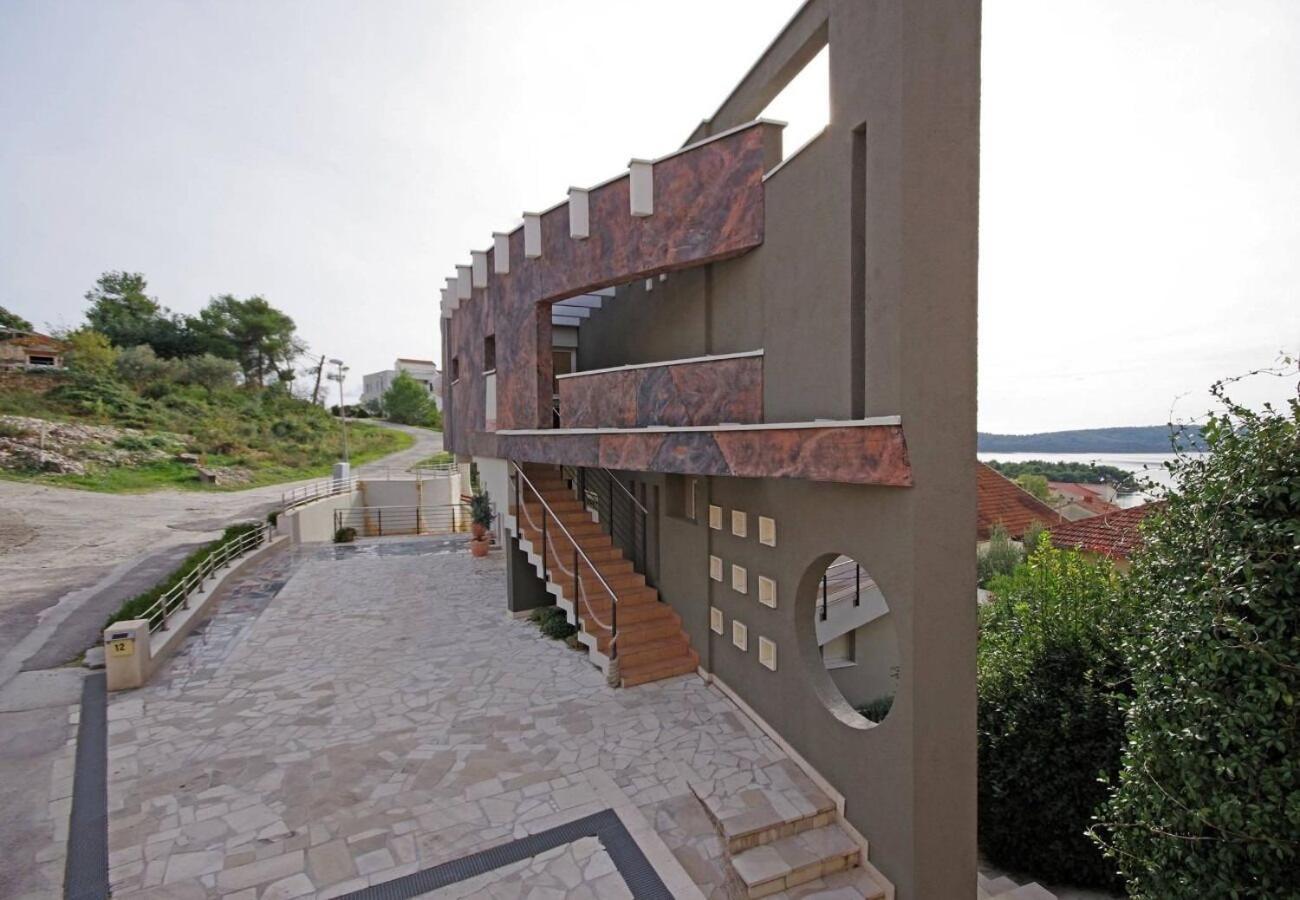 Apartments Javi - Free Private Parking Trogir Exterior foto