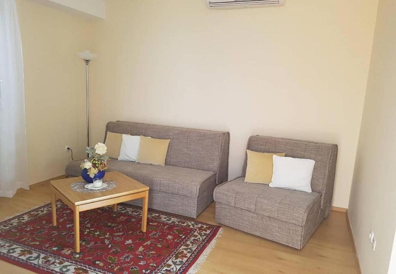 Apartments Javi - Free Private Parking Trogir Exterior foto
